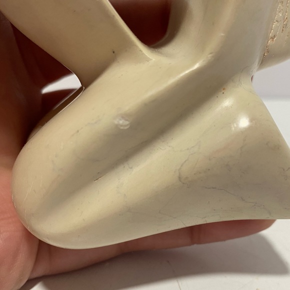 Art Figure Kenya Soap Stone 5.25” Inches “Kissing Couple” Wedding Gift - Picture 5 of 10